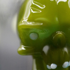 satin-green-uv-timber-skull-tube7